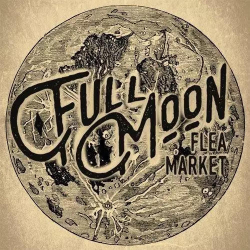 Full moon - flea market.