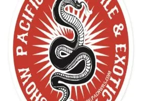 A sticker with the words pacific snake & exotics on it.